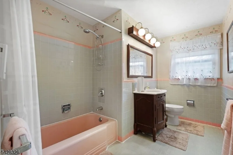 Photo of 26 Devon Dr