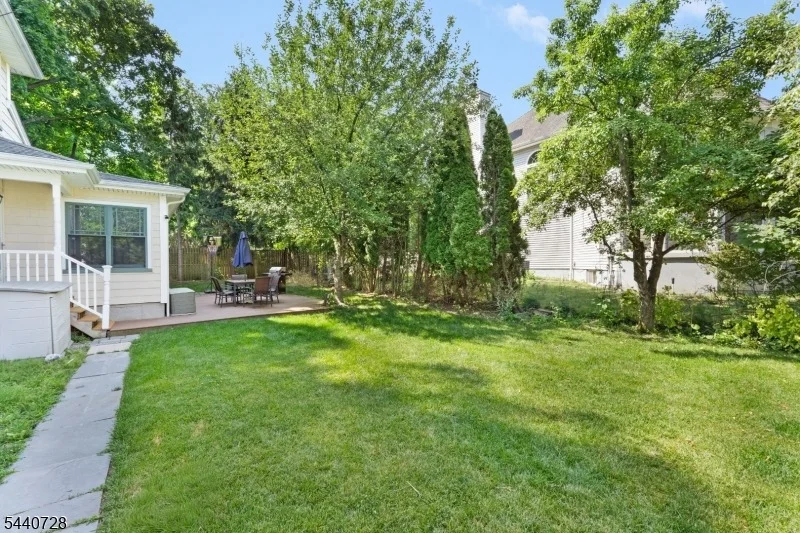 Photo of 34 Orchard Sq
