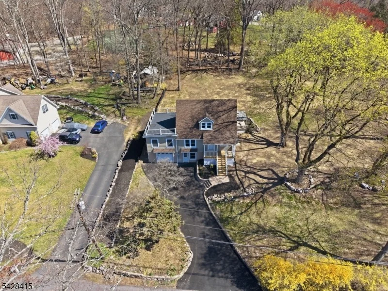 Photo of 4 Hillside Rd