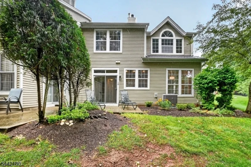 Photo of 18 Pheasant Brook Court