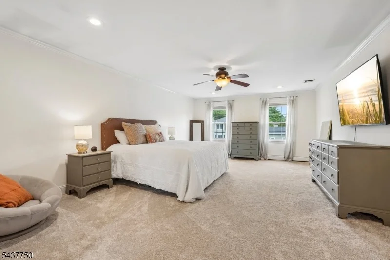 Photo of 1 York Pl