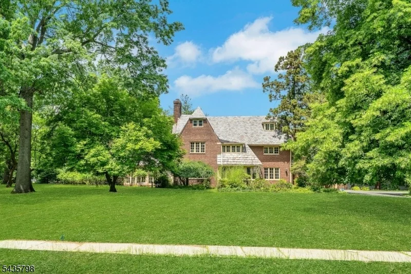Photo of 475 Berkeley Ave