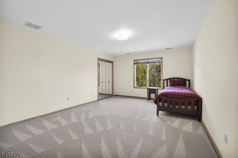 Photo of 70 Forest Hills Way