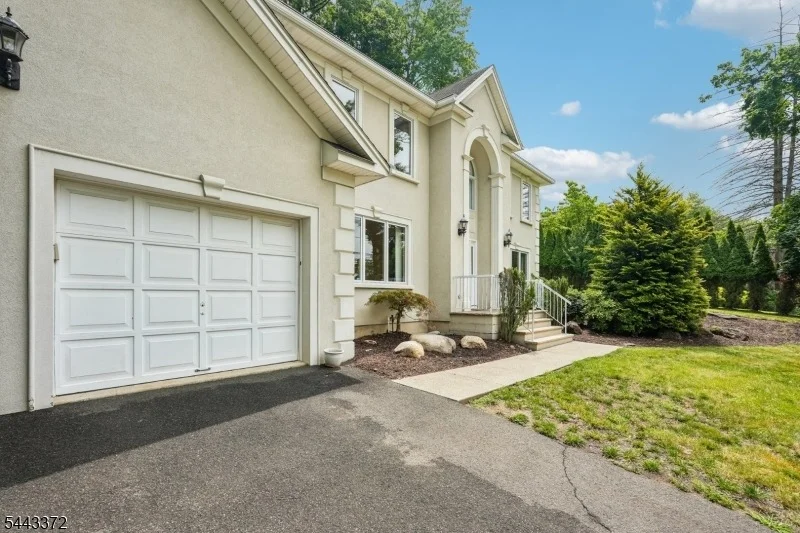Photo of 54 Church Ln