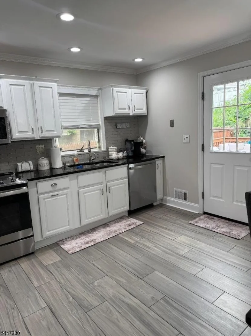 Photo of 37 Brookdale Rd