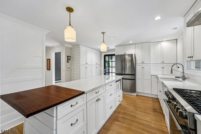Photo of 1400 Orchard Rd
