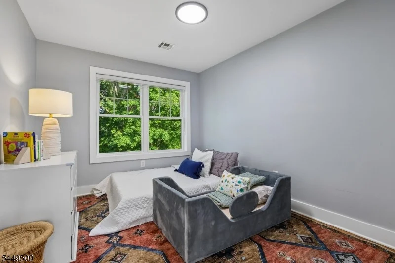 Photo of 6 Ridgedale Ave