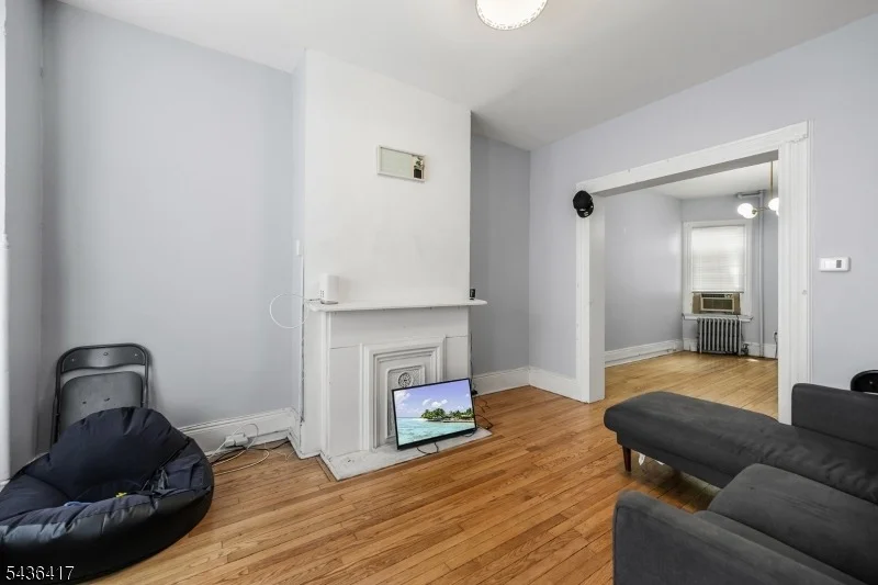 Photo of 108 Ward St