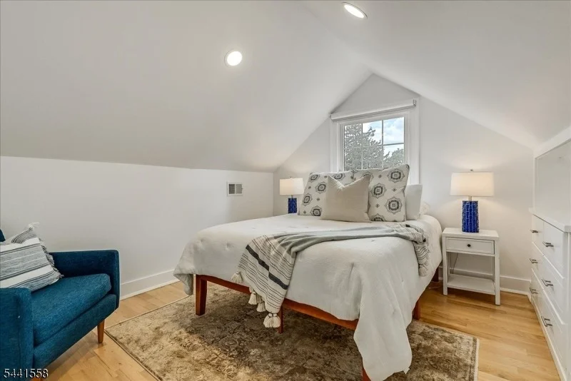 Photo of 27 Montclair Ave