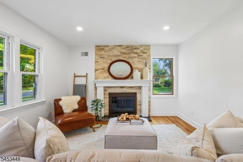 Photo of 650 Ridgewood Rd