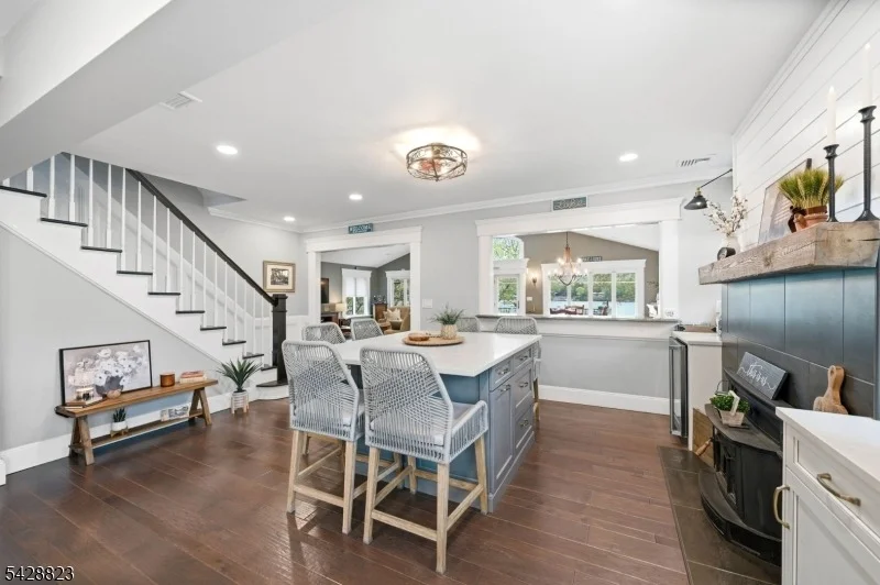 Photo of 206 Long Pond Rd