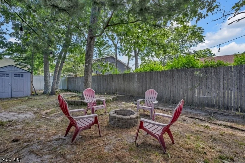 Photo of 244 Juniper Ln