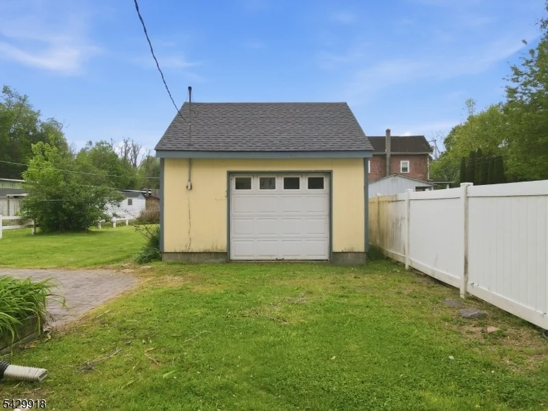Photo of 54 Front St