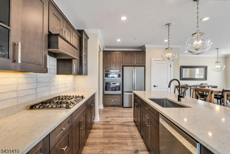 Photo of 137 Aspen Dr