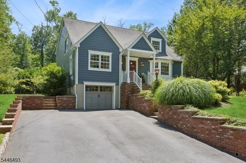 Photo of 139 Long View Terrace
