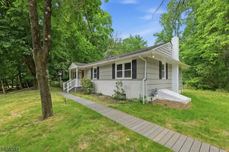 Photo of 200 Conklintown Rd