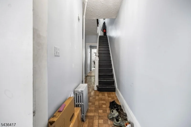 Photo of 108 Ward St