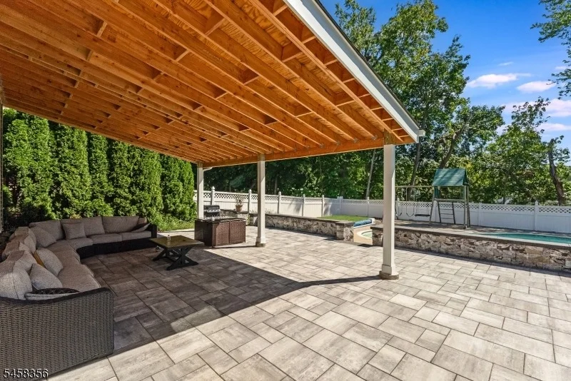 Photo of 64 Spring Valley Rd