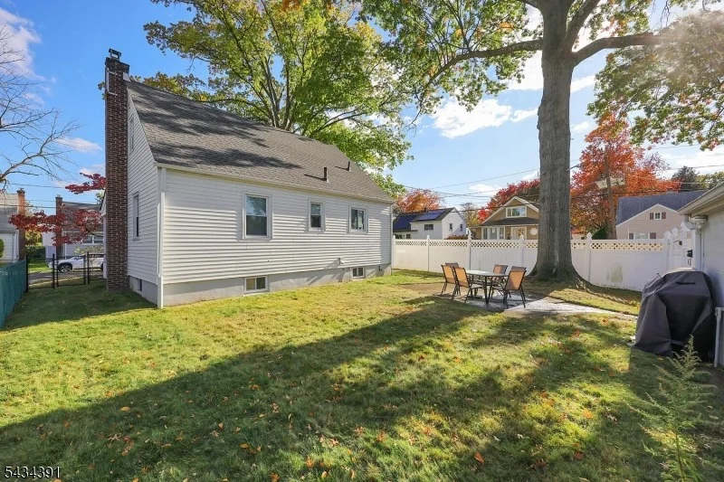 Photo of 934 Moessner Ave