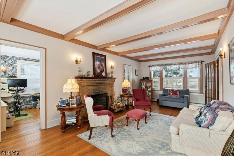 Photo of 23 Pleasant Pl