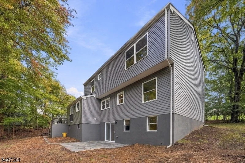 Photo of 22 Forest Ln