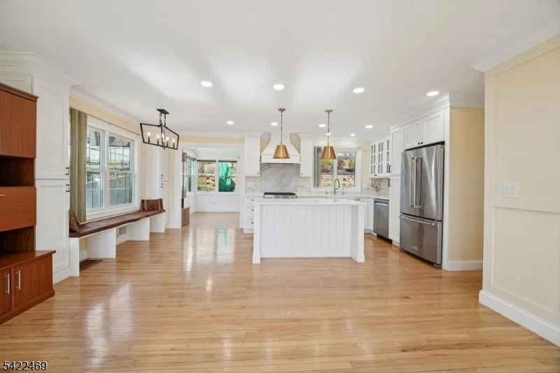 Photo of 59 Oakwood Dr