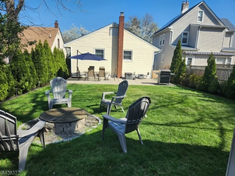 Photo of 39 Niagara St