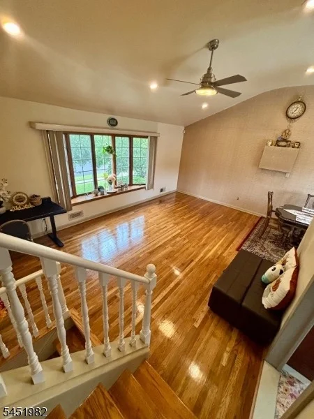 Photo of 114 Sandra Dr
