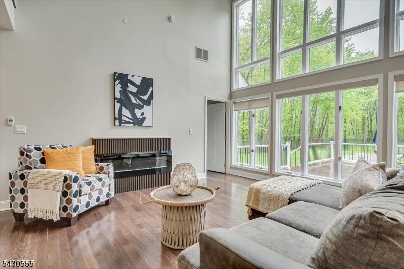 Photo of 270 Mountain Rd
