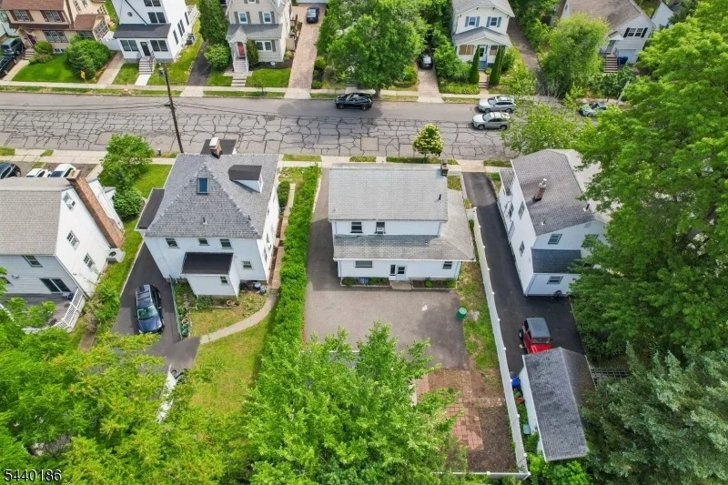 Photo of 34 Cypress St