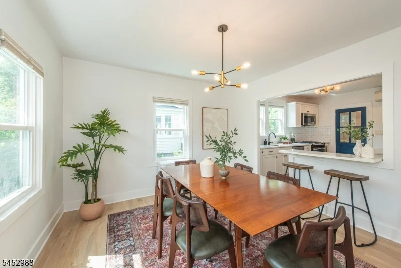Photo of 22 Euclid Pl