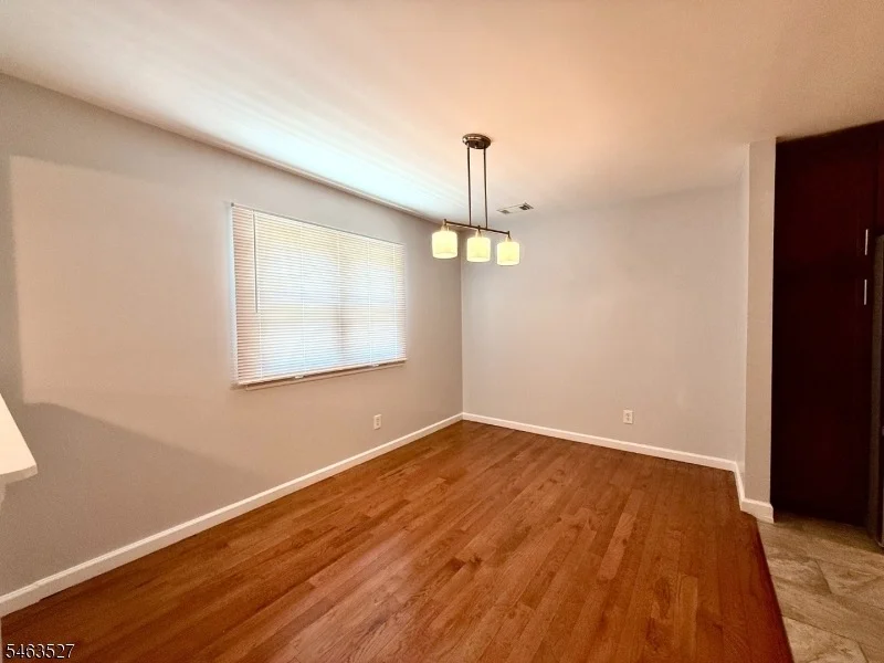Photo of 44 Drake Rd