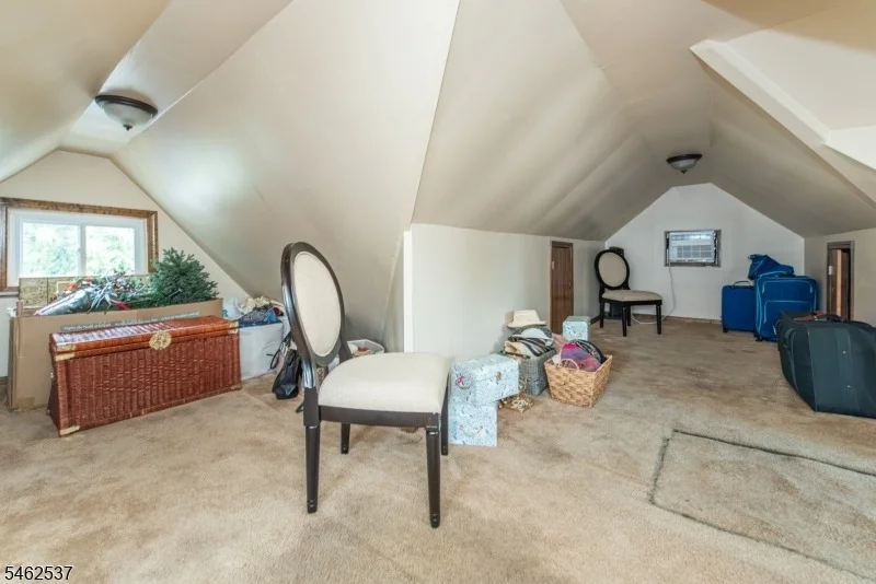 Photo of 359 Pennington Ave