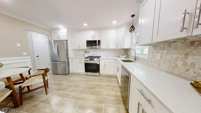 Photo of 860 Salem Rd