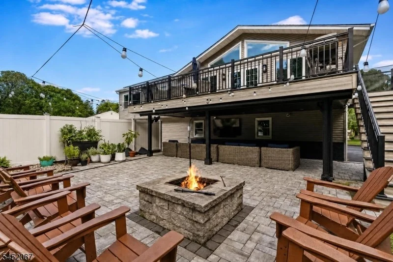 Photo of 23 Douglas Dr