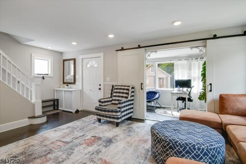Photo of 13 Elm Dr