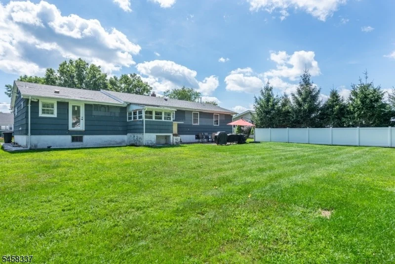Photo of 11 Malcolm Dr