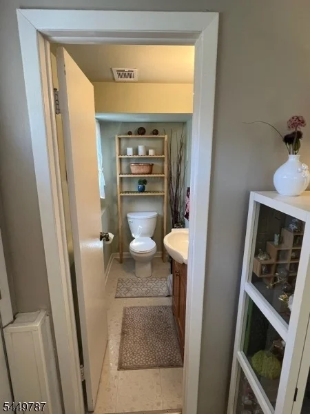 Photo of 70 Appleman Rd