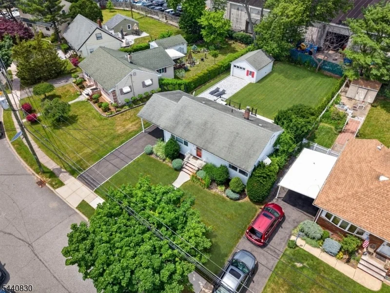 Photo of 42 Donnalin Pl