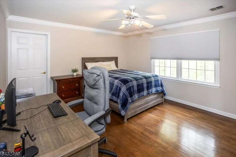 Photo of 9 Edgewood Ter