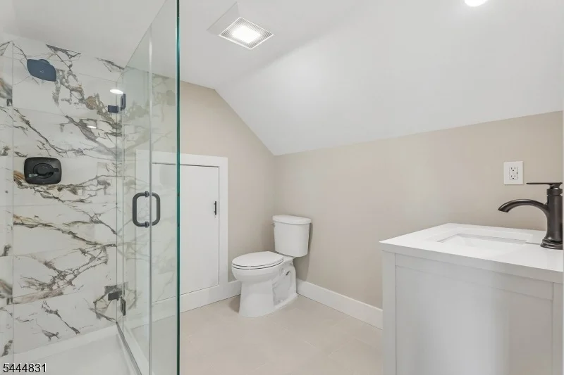 Photo of 122 Stanmore Pl