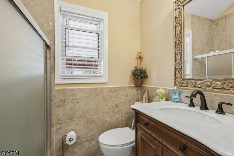 Photo of 296 Montclair Ave