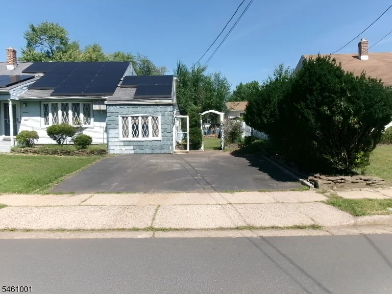 Photo of 13 Carmello Dr