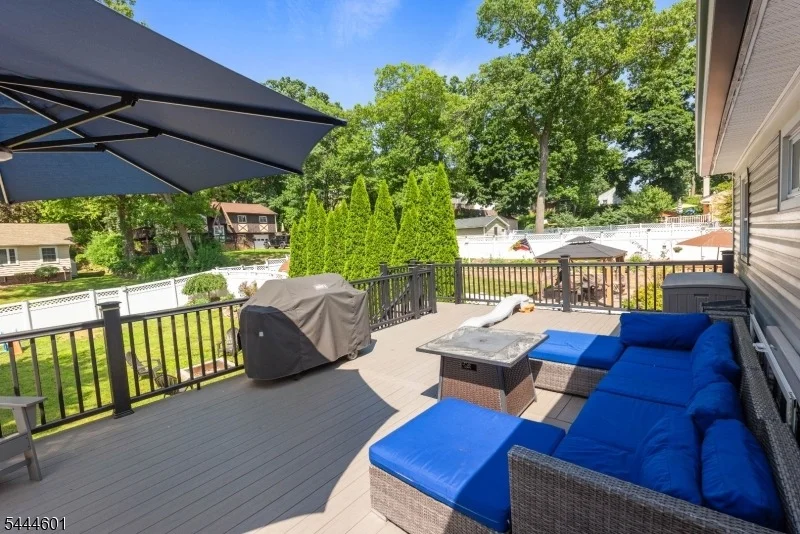 Photo of 561 Rogers Dr