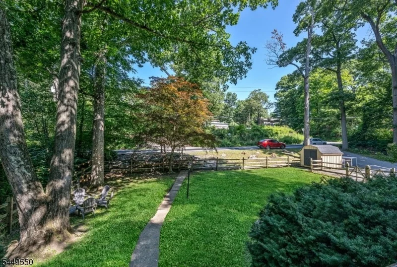 Photo of 48 Dunham Rd