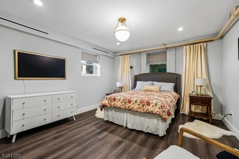 Photo of 1400 Orchard Rd