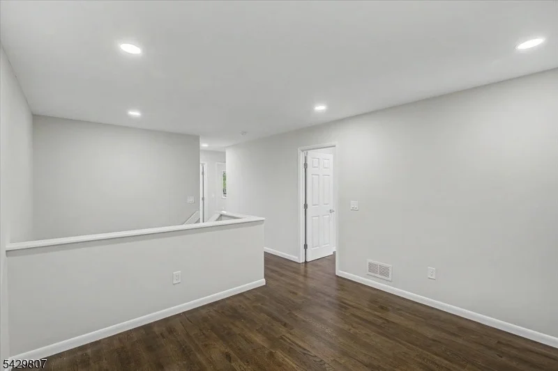 Photo of 74 Cobbler Sq