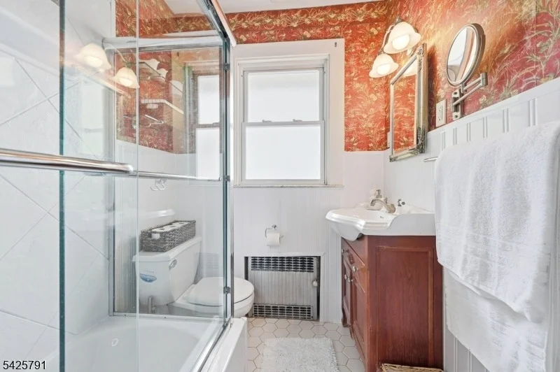 Photo of 18 IRVING PLACE
