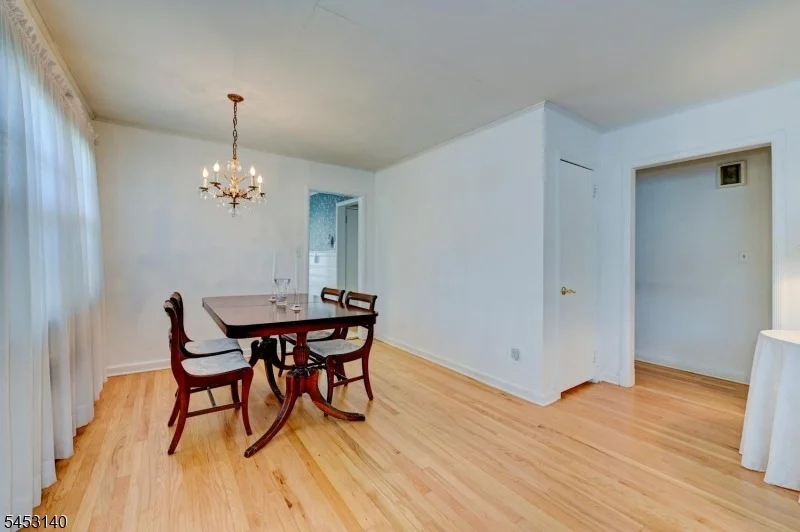 Photo of 271 Summit Rd