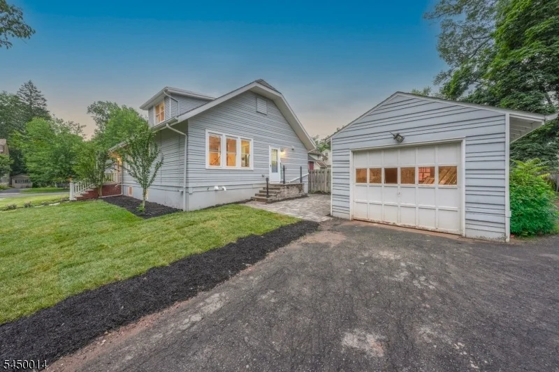 Photo of 36 Minton Ave